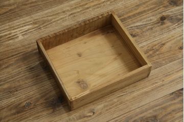 和製アンティーク　趣のある佇まいが目を惹く挽物脚の小さなローテーブル(文机、座卓、花台、飾り台)(R-077272)