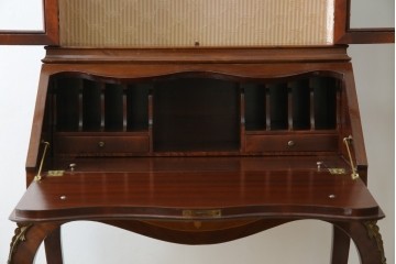 イギリスビンテージ　美しいシルエットの象嵌入りビューローブックケース　(R-077274)