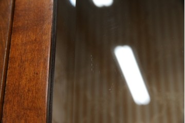 イギリスビンテージ　美しいシルエットの象嵌入りビューローブックケース　(R-077274)