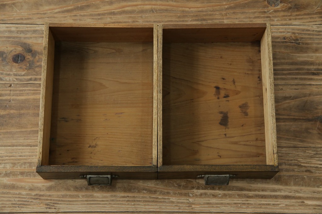 和製アンティーク　古い栓材の小さな本箱　(R-077275)