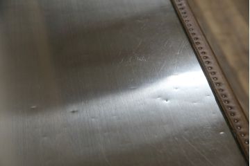 中古　ハロ(HALO)　ストニーハースト エンターテイメント ユニット(ブラッシュドスチール)(STONYHURST ENTERTAINMENT UNIT BRUSHED STEEL)　トランクのようなデザインが目を惹くテレビ台(リビングボード、テレビボード、収納棚、戸棚、引き出し、サイドボード、ローボード)(R-077285)