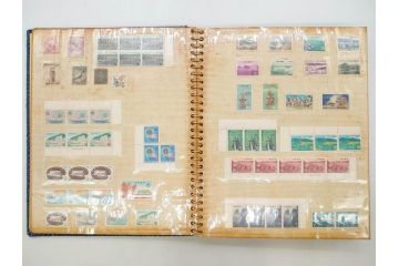 未使用切手　日本郵便　額面466,000円以上　切手シート・バラ等一式まとめてセット(記念切手、切手帳、切手コレクション、趣味週間、日本昔ばなし、近代美術、万国、ビードロを吹く娘、市川海老蔵、鞠つき)(R-077305)