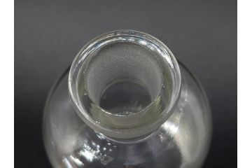 当時物　様々な用途に使える薬瓶3個セット(ガラスビン、硝子、メディシンボトル、キャニスター、筒型、フタ付き)(R-077308)