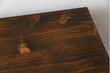 ラフジュ工房オリジナル　古建具リメイク　古材リメイク　アンティークペイントがお洒落なパタパタ扉の脚付き収納棚(リビングボード、サイドボード、サイドキャビネット、戸棚)(R-077365)