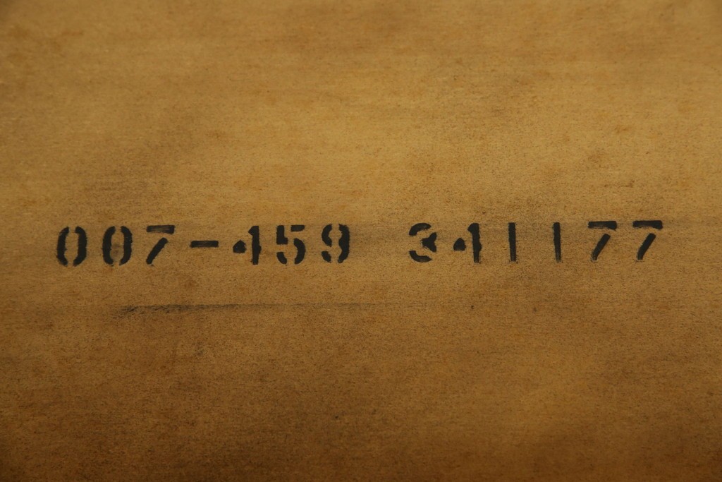 中古　美品　DREXEL HERITAGE(ドレクセルヘリテイジ)　FRANCESCA(フランチェスカ)シリーズ　ラタン張りの棚がお洒落なコンソールテーブル　(R-077366)