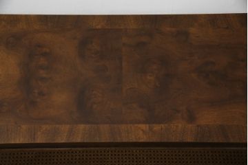 中古　美品　DREXEL HERITAGE(ドレクセルヘリテイジ)　FRANCESCA(フランチェスカ)シリーズ　ラタン張りの棚がお洒落なコンソールテーブル(サイドテーブル、花台、飾り台、作業台)(R-077366)