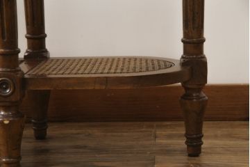 中古　美品　DREXEL HERITAGE(ドレクセルヘリテイジ)　FRANCESCA(フランチェスカ)シリーズ　ラタン張りの棚がお洒落なコンソールテーブル(サイドテーブル、花台、飾り台、作業台)(R-077366)