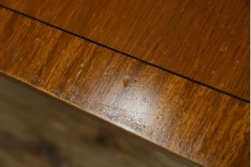 中古　DREXEL HERITAGE(ドレクセルヘリテイジ)　Triune(トライユン)　洗練された佇まいが美しいダイニングテーブル(食卓、4人掛け、6人掛け)(R-077367)