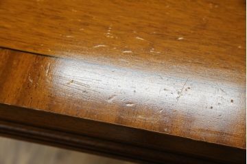 中古　DREXEL HERITAGE(ドレクセルヘリテイジ)　Triune(トライユン)　洗練された佇まいが美しいダイニングテーブル(食卓、4人掛け、6人掛け)(R-077367)