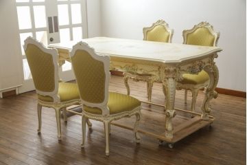 中古　イタリア高級家具　SILIK(シリック)　DAFNEシリーズ　ロココ調　優美な雰囲気漂うチェア4脚セット(ダイニングチェア、サロンチェア、イス、椅子)(定価4脚で約110万円)(R-077369)