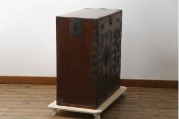 和製アンティーク　特注 高級品!!　総欅(ケヤキ)材　新潟県見附市産　観音扉付き帳場箪笥(時代箪笥、和箪笥、収納箪笥、整理箪笥、引き出し)(R-077374)