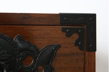 中古　美品　和の空間づくりにおすすめの総桐仙台箪笥(サイドチェスト、衣装箪笥、収納箪笥、和タンス、引き出し)(R-077376)