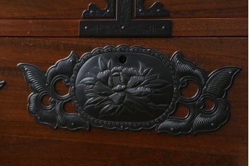 中古　美品　和の空間づくりにおすすめの総桐仙台箪笥(サイドチェスト、衣装箪笥、収納箪笥、和タンス、引き出し)(R-077376)