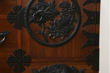 中古　美品　和の空間づくりにおすすめの総桐仙台箪笥(サイドチェスト、衣装箪笥、収納箪笥、和タンス、引き出し)(R-077376)