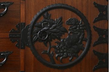 中古　美品　和の空間づくりにおすすめの総桐仙台箪笥(サイドチェスト、衣装箪笥、収納箪笥、和タンス、引き出し)(R-077376)