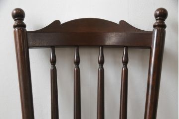 中古　松本民芸家具　16型スピンドルチェア　ゆったりと座れるダイニングチェア(板座チェア、椅子、イス)(R-077377)