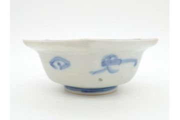幕末〜明治　伊万里焼　4.1寸　約13cm　金襴手が見事な六角皿5枚セット(色絵、花文、裏印、深鉢、変形皿、小鉢、向付、器、四寸一分、和食器)(R-077385)