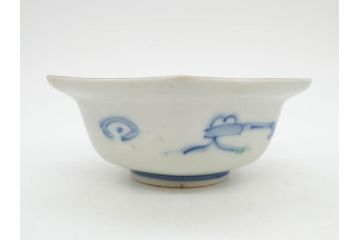 幕末〜明治　伊万里焼　4.1寸　約13cm　金襴手が見事な六角皿5枚セット(色絵、花文、裏印、深鉢、変形皿、小鉢、向付、器、四寸一分、和食器)(R-077386)