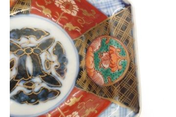 幕末〜明治　伊万里焼　4.1寸　約13cm　金襴手が見事な六角皿4枚セット(色絵、花文、裏印、深鉢、変形皿、小鉢、向付、器、四寸一分、和食器)(R-077387)