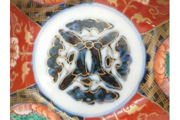 幕末〜明治　伊万里焼　4.1寸　約13cm　金襴手が見事な六角皿4枚セット(色絵、花文、裏印、深鉢、変形皿、小鉢、向付、器、四寸一分、和食器)(R-077387)