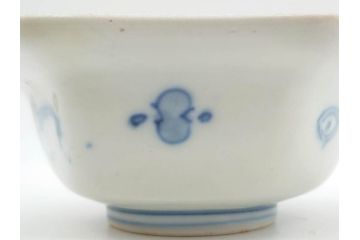 幕末〜明治　伊万里焼　4.1寸　約13cm　金襴手が見事な六角皿4枚セット(色絵、花文、裏印、深鉢、変形皿、小鉢、向付、器、四寸一分、和食器)(R-077387)