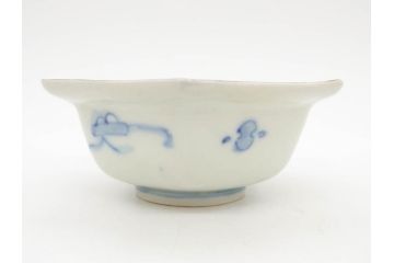 幕末〜明治　伊万里焼　4.1寸　約13cm　金襴手が見事な六角皿4枚セット(色絵、花文、裏印、深鉢、変形皿、小鉢、向付、器、四寸一分、和食器)(R-077387)