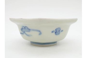 幕末〜明治　伊万里焼　4.1寸　約13cm　金襴手が見事な六角皿4枚セット(色絵、花文、裏印、深鉢、変形皿、小鉢、向付、器、四寸一分、和食器)(R-077387)