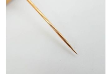 アクセサリー　カメオ　K18刻印あり(18金)　エレガントなアクセントになるブローチ(ゴールド、ファッション小物、女性、横顔、浮き彫り)(R-077388)