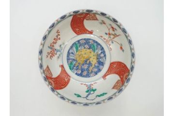 江戸期　古伊万里　上手物　色絵　二重角福　渦福　松竹梅・獅子図　約26cm　8.5寸　色鮮やかな絵付けが目を惹く深鉢(大鉢、八寸五分、和食器、和皿、深皿)(R-077389)