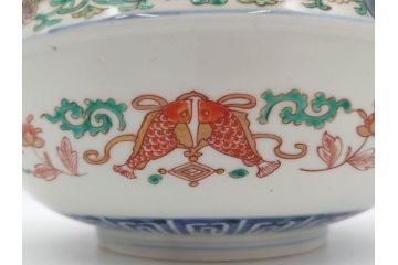 江戸期　古伊万里　上手物　色絵　二重角福　渦福　松竹梅・獅子図　約26cm　8.5寸　色鮮やかな絵付けが目を惹く深鉢(大鉢、八寸五分、和食器、和皿、深皿)(R-077389)