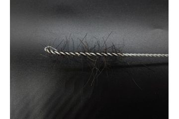 大正〜昭和初期　FEEDING BOTTLE　I.IWASAKI&CO.　レトロなディスプレイを盛り上げるエンボス瓶(哺乳瓶、ボトル、日本製、ガラス瓶)(R-077397)