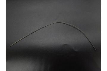 大正〜昭和初期　FEEDING BOTTLE　I.IWASAKI&CO.　レトロなディスプレイを盛り上げるエンボス瓶(哺乳瓶、ボトル、日本製、ガラス瓶)(R-077398)