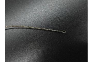 大正〜昭和初期　FEEDING BOTTLE　I.IWASAKI&CO.　レトロなディスプレイを盛り上げるエンボス瓶(哺乳瓶、ボトル、日本製、ガラス瓶)(R-077398)