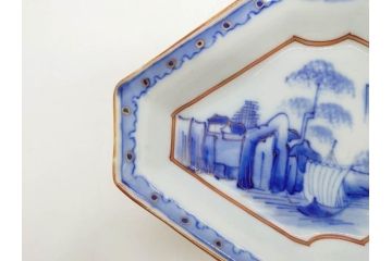 明治〜大正期　伊万里　染付　山水船図　約18cm　5.9寸　鮮やかな青に金と赤色が映える変形皿6枚セット(菱形、八角、金彩、五寸九分、和食器、和皿)(R-077409)
