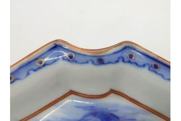 明治〜大正期　伊万里　染付　山水船図　約18cm　5.9寸　鮮やかな青に金と赤色が映える変形皿6枚セット(菱形、八角、金彩、五寸九分、和食器、和皿)(R-077409)