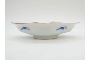 明治〜大正期　伊万里　染付　山水船図　約18cm　5.9寸　鮮やかな青に金と赤色が映える変形皿6枚セット(菱形、八角、金彩、五寸九分、和食器、和皿)(R-077409)