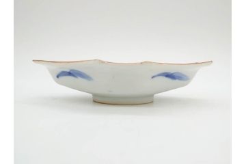 明治〜大正期　伊万里　染付　山水船図　約18cm　5.9寸　鮮やかな青に金と赤色が映える変形皿6枚セット(菱形、八角、金彩、五寸九分、和食器、和皿)(R-077409)