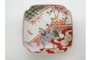 江戸期　古伊万里　色絵　獅子・竹花蝶図　約14cm　4.6寸　華やかな図柄が魅力的な変形皿5枚セット(小皿、四寸六分、和食器、和皿)(R-077411)