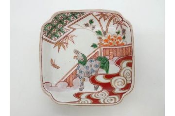 江戸期　古伊万里　色絵　獅子・竹花蝶図　約14cm　4.6寸　華やかな図柄が魅力的な変形皿5枚セット(小皿、四寸六分、和食器、和皿)(R-077411)