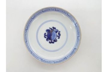 明治期　伊万里焼　色絵　桃印　鳳凰菊雷文　約12cm　4.1寸　色鮮やかな染付と金彩で装飾された豪華な蓋付き茶碗5客セット(金彩、器、どんぶり、和皿、和食器、四寸一分)(R-077414)