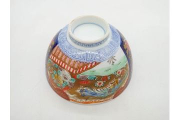 明治期　伊万里焼　色絵　桃印　鳳凰菊雷文　約12cm　4.1寸　色鮮やかな染付と金彩で装飾された豪華な蓋付き茶碗5客セット(金彩、器、どんぶり、和皿、和食器、四寸一分)(R-077415)