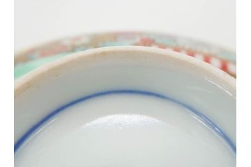 明治期　伊万里焼　色絵　桃印　鳳凰菊雷文　約12cm　4.1寸　色鮮やかな染付と金彩で装飾された豪華な蓋付き茶碗5客セット(金彩、器、どんぶり、和皿、和食器、四寸一分)(R-077415)