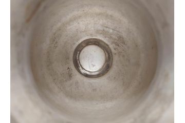 昭和初期　川上勝俊銘　勝俊刻　銀製彫金花瓶　松・笹・海図　細やかな彫りが際立った花瓶(花器、花入、花生、風景、共箱付き)(R-077417)