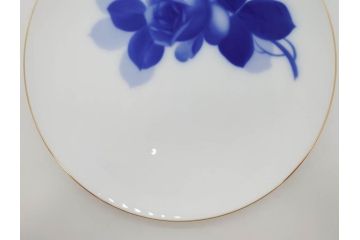 大倉陶園(OKURA、OAC)　ブルーローズ 手描き　バラ　上品なローズの絵付けが魅力的なモーニングセット(皿、プレート、ボウル、カップ&ソーサー、C&S、洋食器、外箱付き、岡染め)(R-077418)
