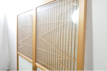 中古　和の雰囲気が魅力的な格子入りのガラス戸2枚セット(建具、引き戸、格子戸)(R-077439)