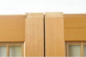 中古　和の雰囲気が魅力的な格子入りのガラス戸2枚セット(建具、引き戸、格子戸)(R-077440)