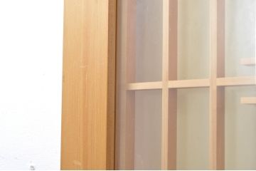 中古　和の雰囲気が魅力的な格子入りのガラス戸2枚セット(建具、引き戸、格子戸)(R-077440)