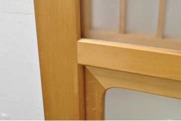 中古　和の雰囲気が魅力的な格子入りのガラス戸2枚セット(建具、引き戸、格子戸)(R-077440)