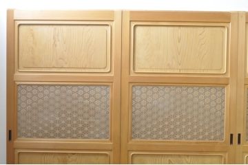 中古　落ち着いた和の空間を演出する組子入りガラス帯戸4枚セット(建具、引き戸、板戸)(R-077444)