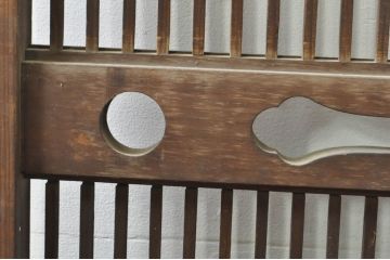 アンティーク建具　落ち着きのある和を演出する格子戸2枚セット(帯戸、引き戸)(R-077449)